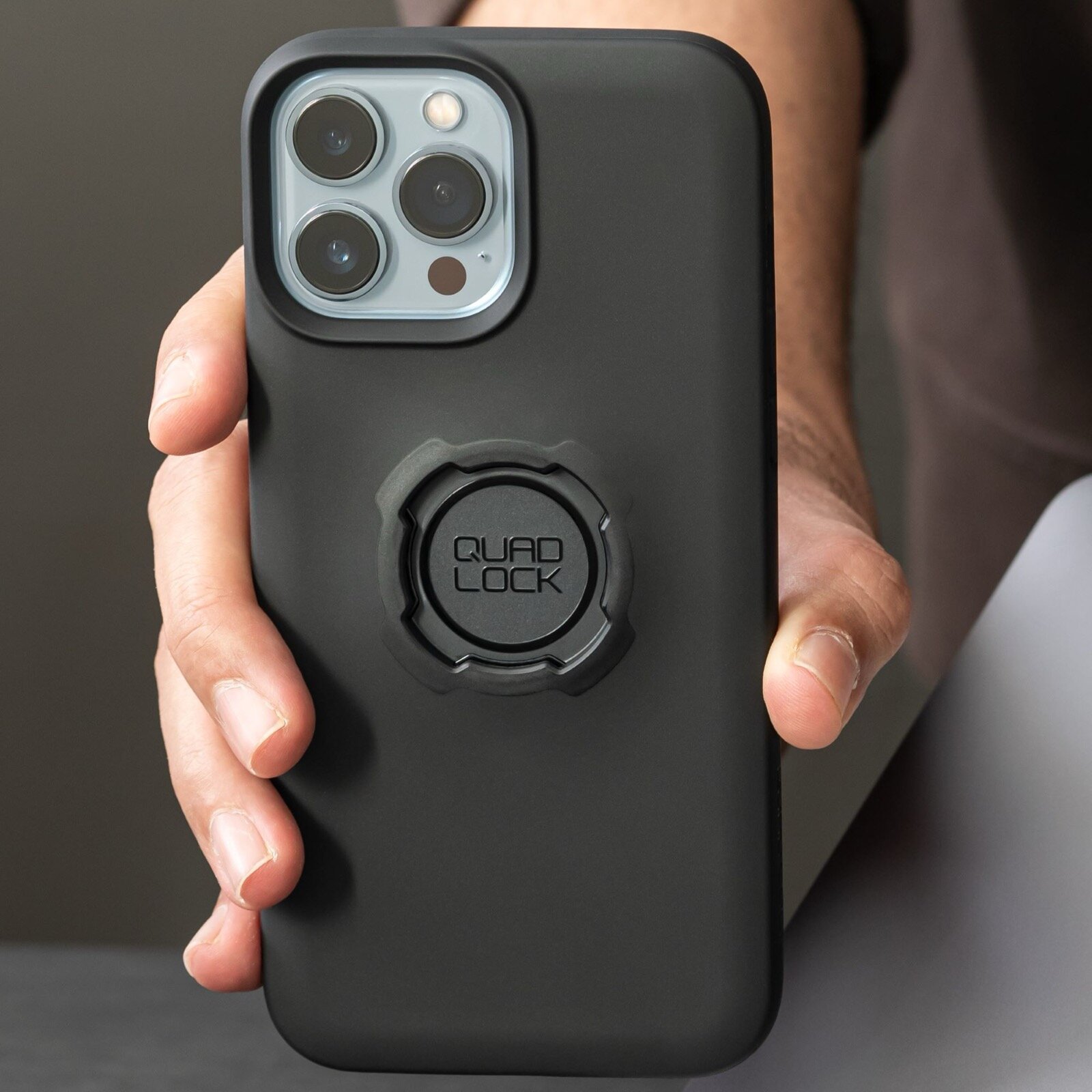 QUAD LOCK iPhone 16 Pro Max ケースとマウント iPhone 16 Pro Max - Quad Lock® USA - Official Store